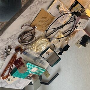 Random Lot of Jewelry